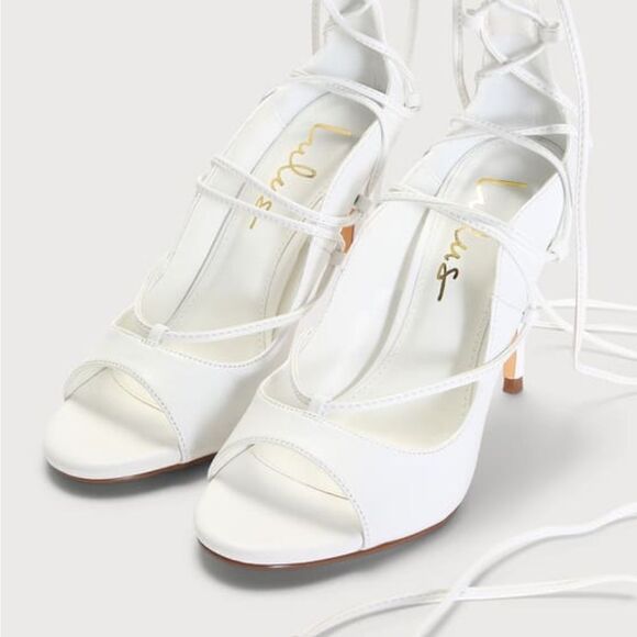 Lulu’s White Lace Up Strappy Sandals Lulu’s 7.5 - Picture 3 of 8